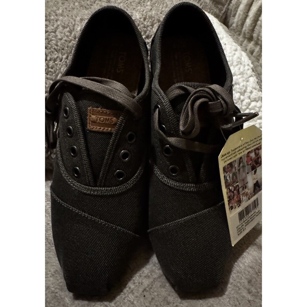 NIB TOMS Cordones Taupe Waxed Twill Lace Up Sneakers Womens Size 8.5 #005045B12